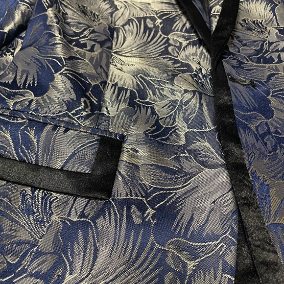 Boys 2 piece suit. Size 150. Purchased on Amazon. Please see size chart. - Picture 3 of 5